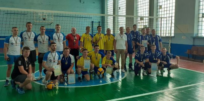 Відбувся турнір з волейболу серед чоловічих команд Шепетівщини