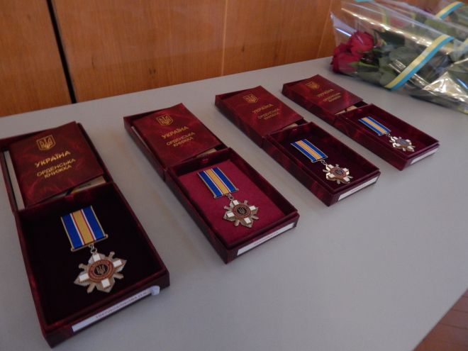 Родинам загиблих воїнів ЗСУ передали державні нагороди, які присвоєні їм посмертно