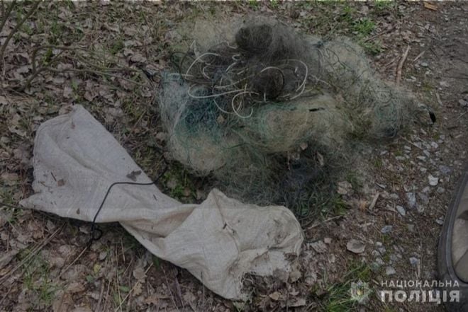 На Шепетівщині поліцейські виявили рибалку, що порушив нерестову заборону