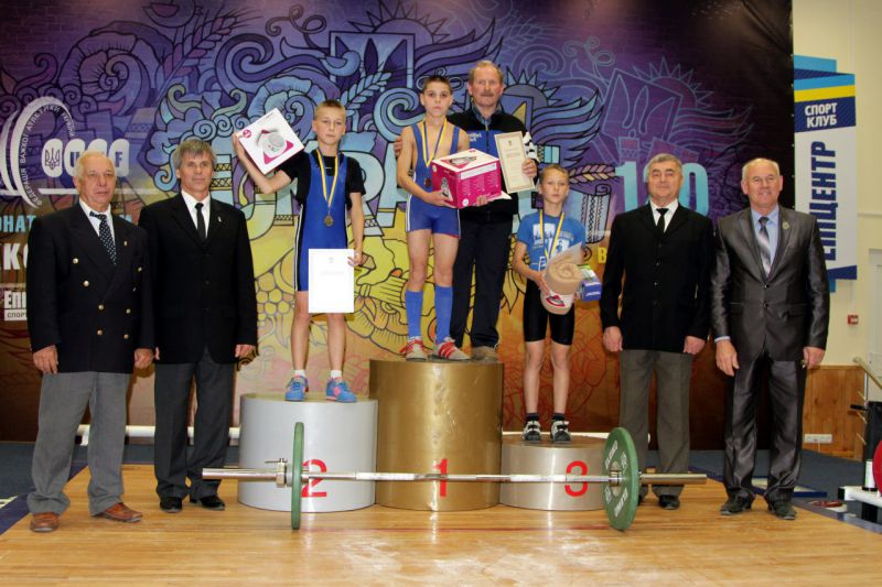 Юні шепетівчани здобули нагороди на чемпіонаті України з важкої атлетики