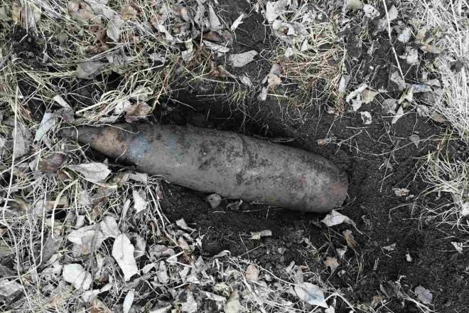 Поблизу Шепетівки виявили артилерійський снаряд часів Другої світової війни