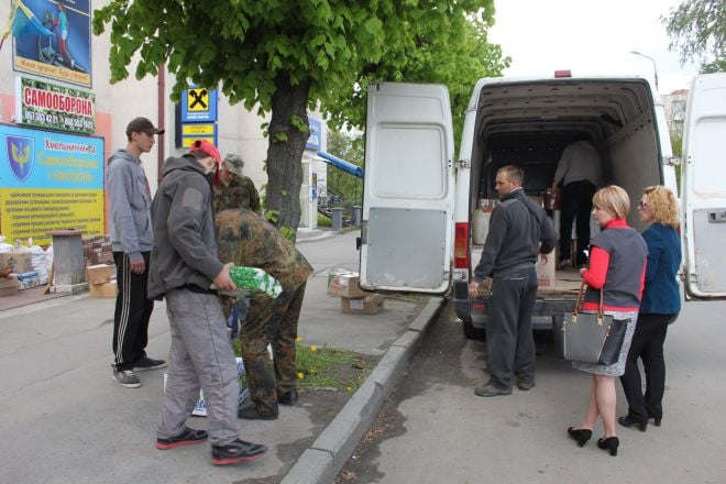 Шепетівські волонтери повезли  допомогу в зону АТО