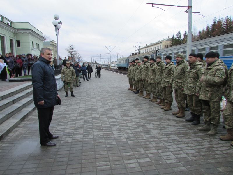 Додому повернулися 35 військових Шепетівського зенітно-ракетного полку