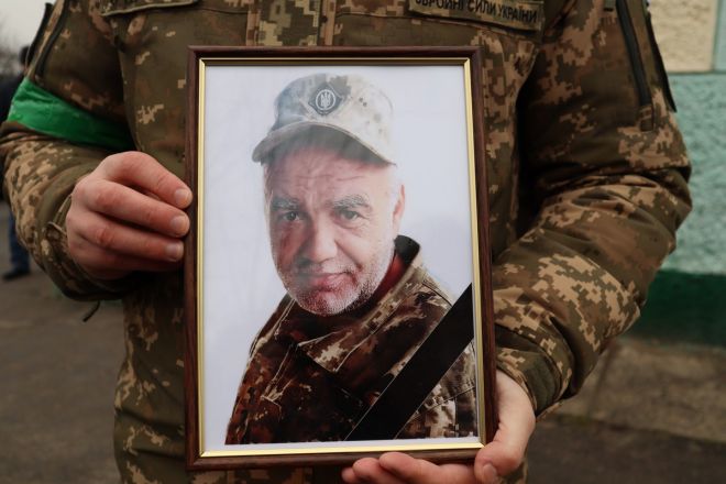У Шепетівці та Кам’янці прощались із солдатом-стрільцем Громиком Володимиром