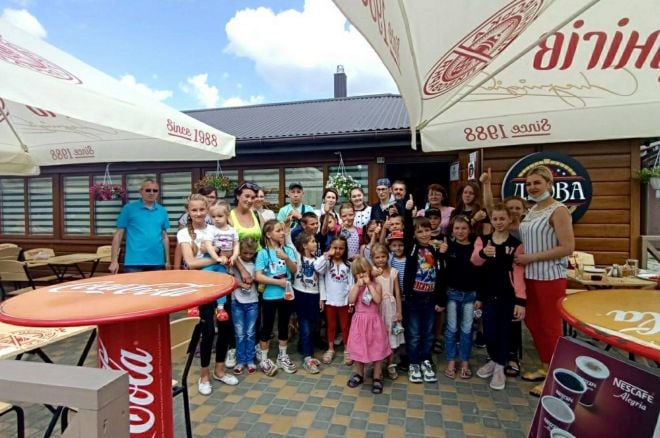 30 діткам Шепетівської громади влаштували справжнє свято