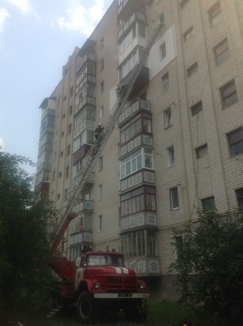 По вулиці Островського ледь не згоріла квартира на 7 поверсі