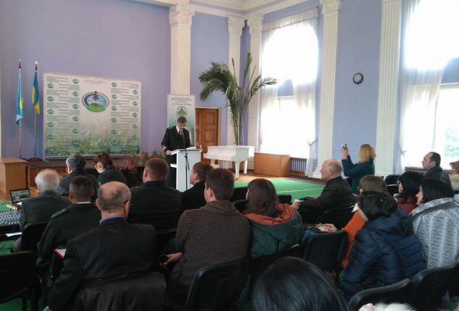 Шепетівчани взяли участь у всеукраїнській науково-практичній конференції лісівників