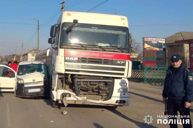 На Шепетівщині судимуть водія вантажівки, який  3 роки тому спричинив ДТП