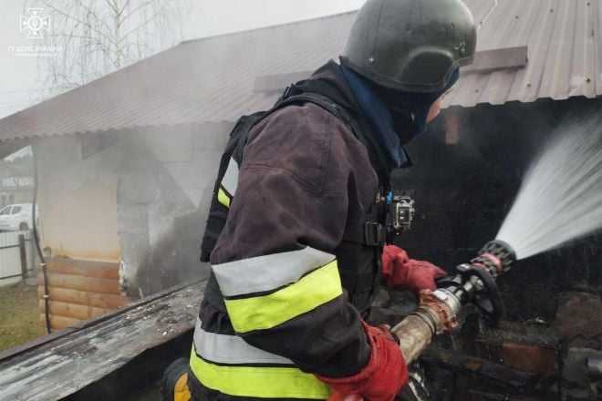 У першу добу нового року на Шепетівщині сталося дві пожежі