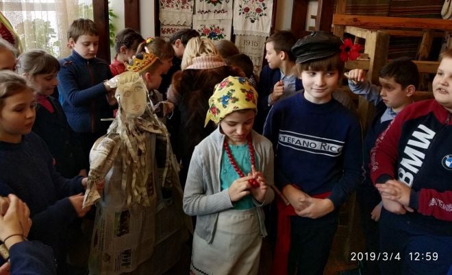 Шепетівських школярів долучали до традицій святкування Колодія