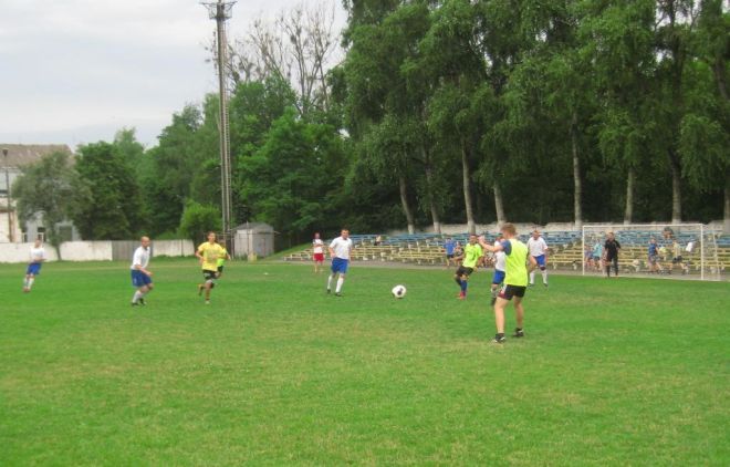 Підсумки 13 туру чемпіонату міста Шепетівки з футболу 8х8