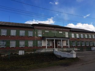 Школа у селі Чотирбоки