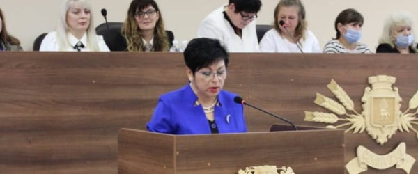 Приховала квартири, банківські рахунки та доходи: у Славуті засудили депутатку міськради за брехню в деклараціях