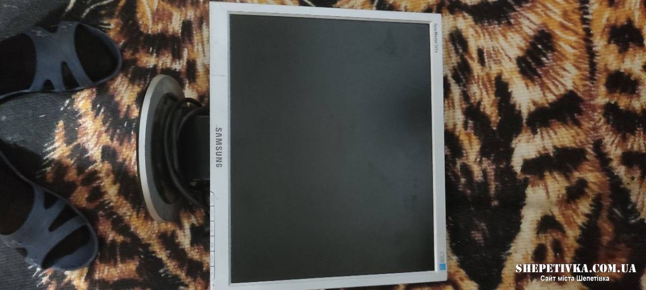 Монітор Samsung 721N