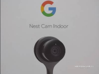 Дві камери Google Nest Cam Indoor Smart Security Camera
