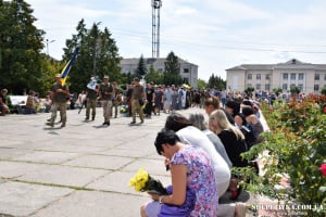 Через два роки після загибелі «на щиті» додому повернувся старший солдат Руслан Савчук