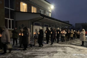У громадах Шепетівщини запалили різдвяну свічку пам'яті