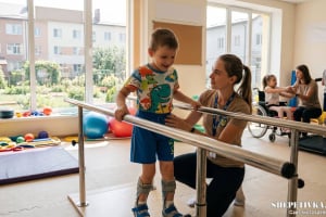 Реабілітація дітей з інвалідністю у Шепетівській громаді: 16 дітей пролікувалися на понад 326 тисяч гривень