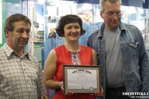 Мешканка Шепетівщини зібрала колекцію кулькових ручок і встановила рекорд України