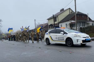 У Полонному віддали останню шану загиблому воїну Шкваруну Дмитру Миколайовичу