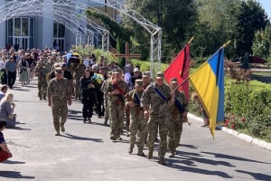 У Славуті попрощалися з 25-річним воїном Євгеном Заболотним, який загинув у боях на Донеччині