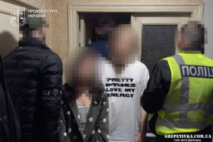 «Мінування» на замовлення: у Хмельницькому затримали 18-річного псевдомінера