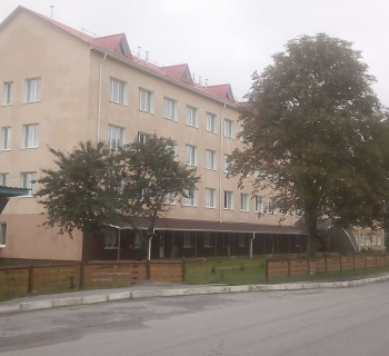 На Шепетівщині звинувачують лікарів у халатності, що призвела до смерті матері-героїні