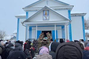 На Шепетівщині прощались із командиром екіпажу безпілотників Юхимовичем Романом