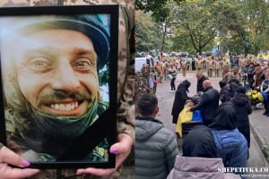 «Шибенику» назавжди 32: Нетішинська громада провела в останню дорогу Олександра Орлова