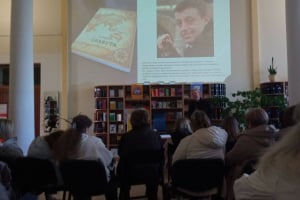 «Я ніколи з неї не їхав»: у Славуті презентували книгу Володимира Резніка про живу пам’ять міста