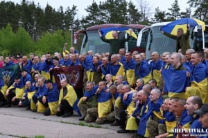 Після російського полону додому повертається захисник з Шепетівщини