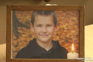 Трагедія у Малій Кужелівці: мати загиблого  хлопчика заперечує версію поліції про гру з гранатою