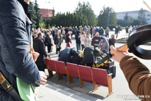 З полеглим сержантом Володимиром Розборським прощалися під трек групи Scorpions