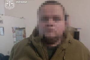 Обіцяв службу на ХАЕС за $19 000: у Шепетівці засудили серійного шахрая до 6 років тюрми