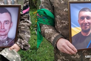 Мешканці Щурівчиків провели у засвіти захисників Бориса Рачка та Василя Забарнюка