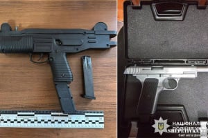 Переробляв стартові пістолети на бойові: поліцейські викрили 17-річного зброяра