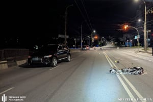 Смертельна ДТП у Хмельницькому: ДБР розслідує аварію за участю правоохоронця