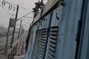 Через погодні умови ускладнено рух поїздів по всій країні