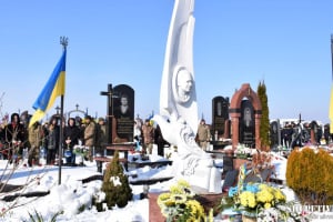 Небесна Сотня — перші Герої великої битви за волю: у Шепетівці вшанували пам’ять Миколи Дзявульського