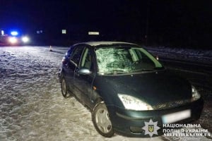 ДТП у Славуті: 22-річного юнака госпіталізували після наїзду автівки