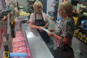 На Шепетівщині перевіряють чи продавці дотримуються вимог зберігання заморожених продуктів