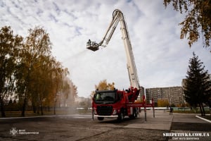 Рятувальники на Шепетівщині отримали сучасну техніку від партнерів з Данії