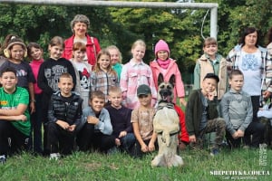 Школярі Нетішина познайомились з роботою службових собак Нацгвардії