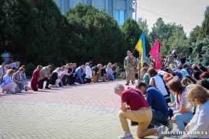 У Нетішині попрощалися з 43-річним воїном Олегом Поповим