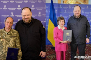Головою Верховної Ради особисто було відзначено вчителів з Шепетівки та Судилкова