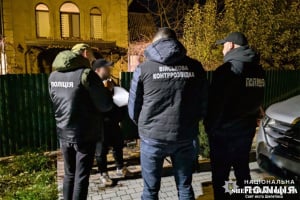 На Хмельниччині правоохоронці викрили посадовця РТЦК на отриманні хабаря