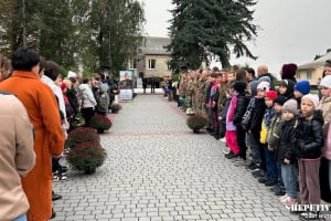 У Пліщині урочисто відкрили Алею Пам’яті та вшанували полеглих земляків