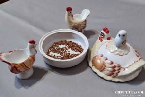 Крихка історія: Музей пропаганди поповнився рідкісною порцеляною «Курочка Ряба»