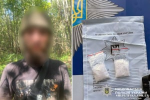 У Славуті ізяславчанин підозріло поводився: що у нього знайшли поліцейські