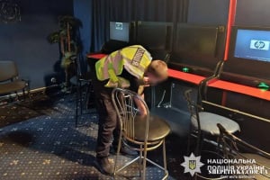 У Шепетівці та Славуті правоохоронці ліквідували підпільні гральні заклади